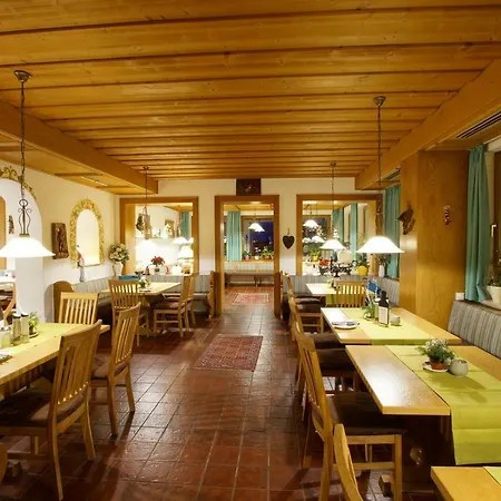 Waldmann Hotel 3*